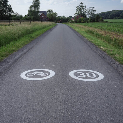 Fahrradstraße neue Piktogramme