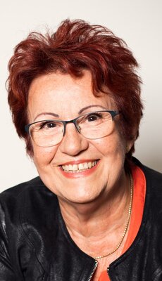 Portrait_Feltges_Henrike