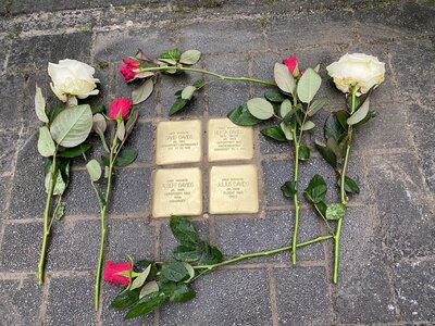 Stolpersteine Bahnhofstraße 15