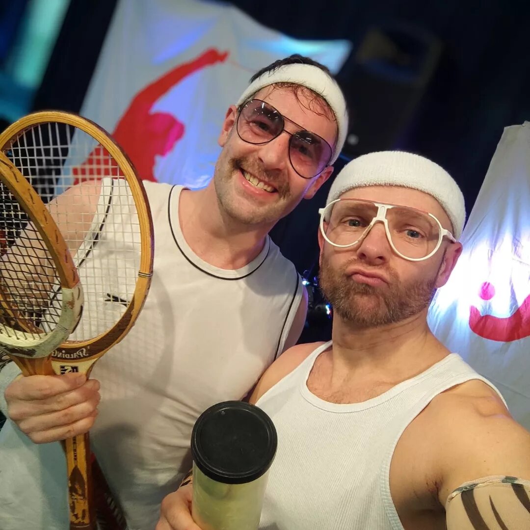 Jongleure sind auch nur Clowns