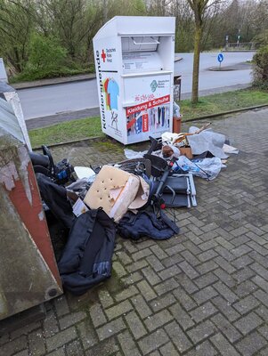 Wilde Müllkippe Busbahnhof 3